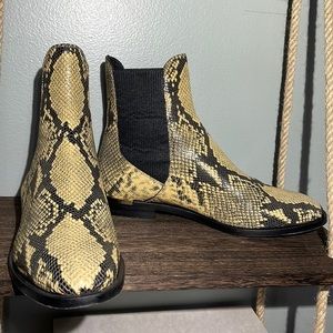 Yellow Rourke Python Snakeskin-embossed Leather Chelsea Boots/Booties